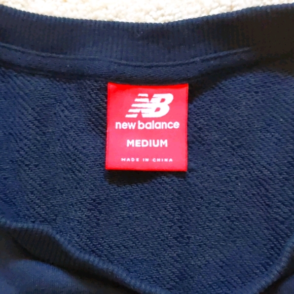 New balance women's sweatshirt - Picture 4 of 6